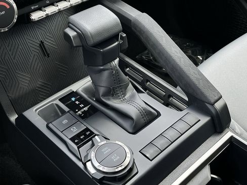 New 2026 Toyota Tacoma SR5 AWD/4WD image 17