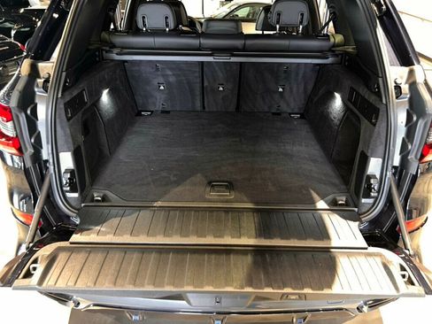 Used 2022 BMW X5 M50i w/ Executive Package AWD/4WD image 25