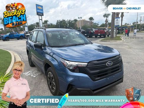 Used 2025 Subaru Forester AWD/4WD image 2