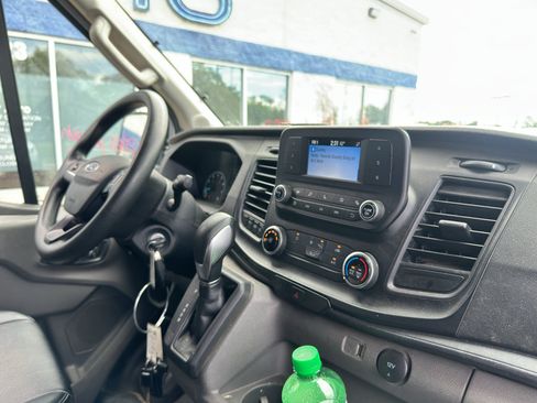 Used 2023 Ford Transit 250 Medium Roof AWD w/ Load Area Protection Package image 12