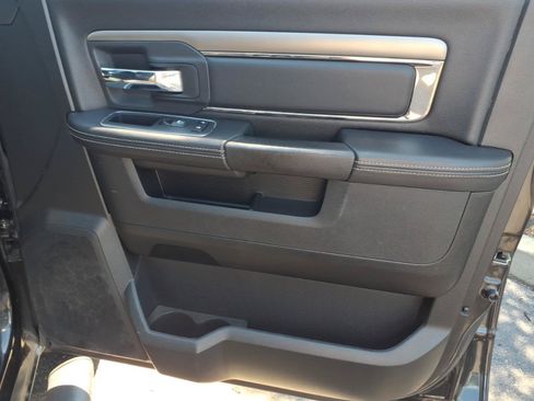 Used 2017 RAM 1500 Sport w/ Convenience Group AWD/4WD image 9