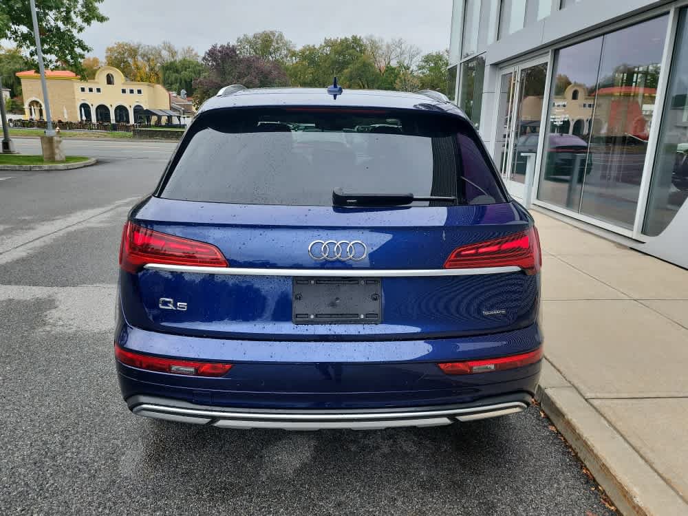 Used 2024 Audi Q5 2.0T Premium w/ Convenience Package AWD/4WD image 11