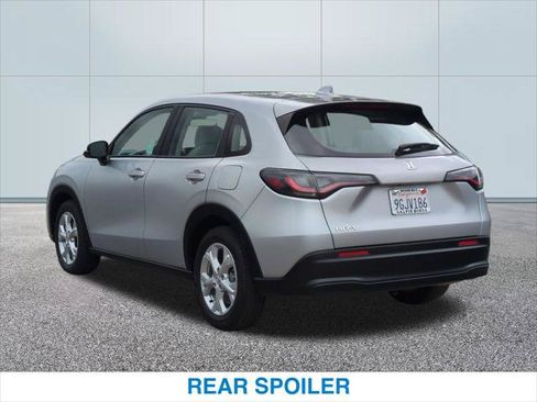 Used 2023 Honda HR-V LX image 9