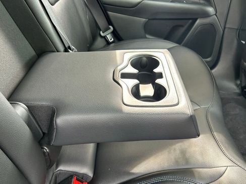 New 2025 Jeep Compass Limited w/ Sun & Sound Group image 39