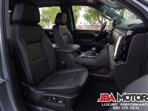 Used 2023 GMC Sierra 1500 Denali w/ Denali Reserve Package image 9