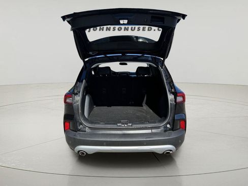 Used 2025 Ford Escape Platinum AWD/4WD image 9