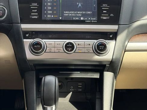 Used 2017 Subaru Outback 3.6R Limited image 20
