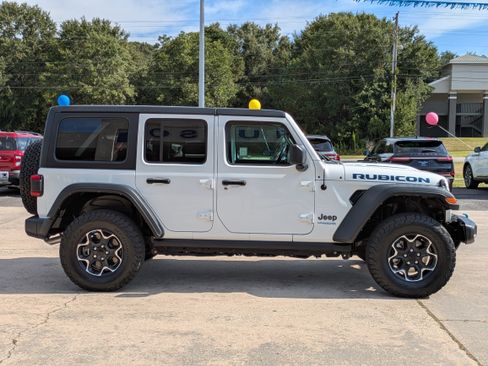 Used 2022 Jeep Wrangler Unlimited Rubicon 4xe w/ Cold Weather Group image 5