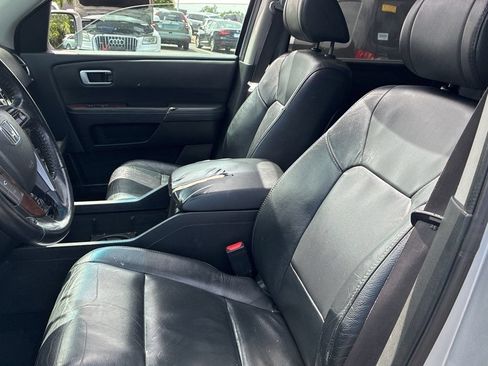Used 2015 Honda Pilot Touring image 2