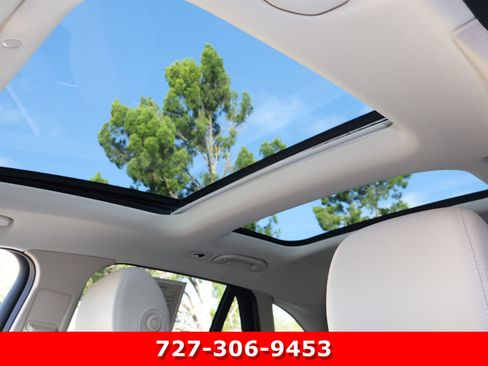 Certified 2022 Mercedes-Benz GLC 300 image 5