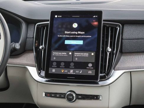 New 2026 Volvo XC90 T8 Ultra image 24