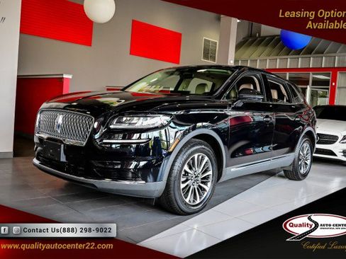 Used 2021 Lincoln Nautilus FWD w/ Equipment Group 101A image 1