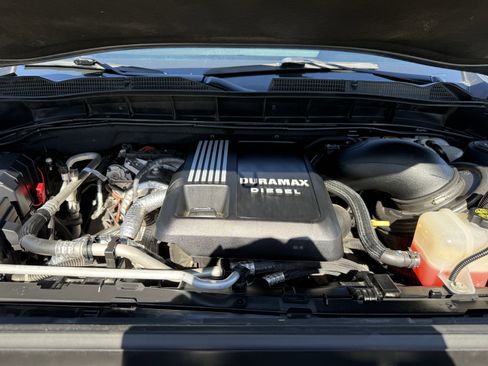 Used 2023 GMC Sierra 1500 AT4 w/ Technology Package image 33