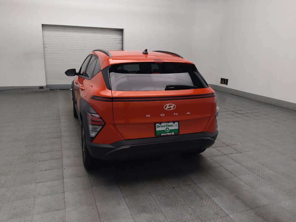 Used 2025 Hyundai Kona SEL FWD image 6
