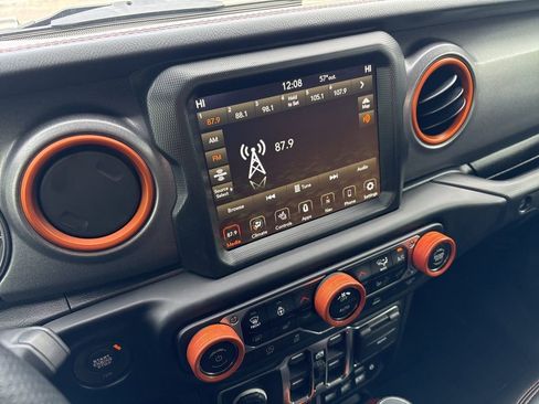 Used 2022 Jeep Gladiator Mojave w/ LED Lighting Group image 18