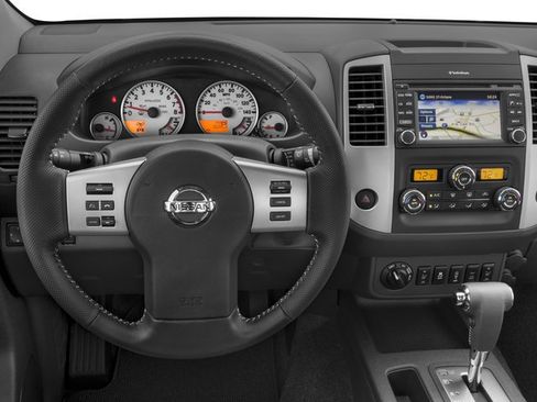Used 2016 Nissan Frontier PRO-4X AWD/4WD image 9