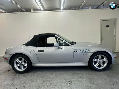Used 2000 BMW Z3 2.5i image 8