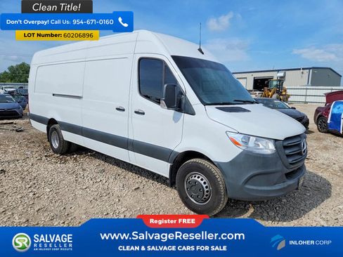 Used 2024 Mercedes-Benz Sprinter 3500 image 5