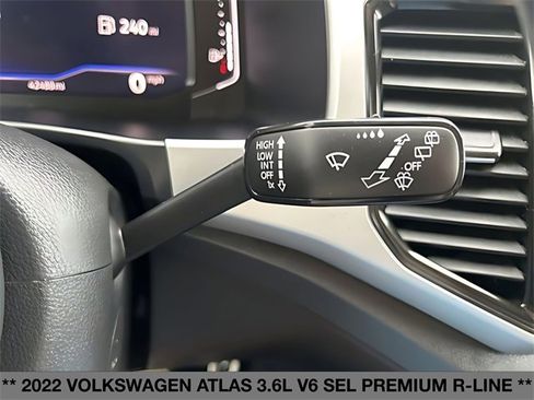 Used 2022 Volkswagen Atlas SEL Premium image 29
