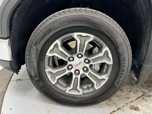Used 2026 GMC Sierra 1500 SLT AWD/4WD image 26
