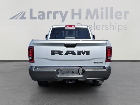 New 2026 RAM 2500 Tradesman AWD/4WD image 4