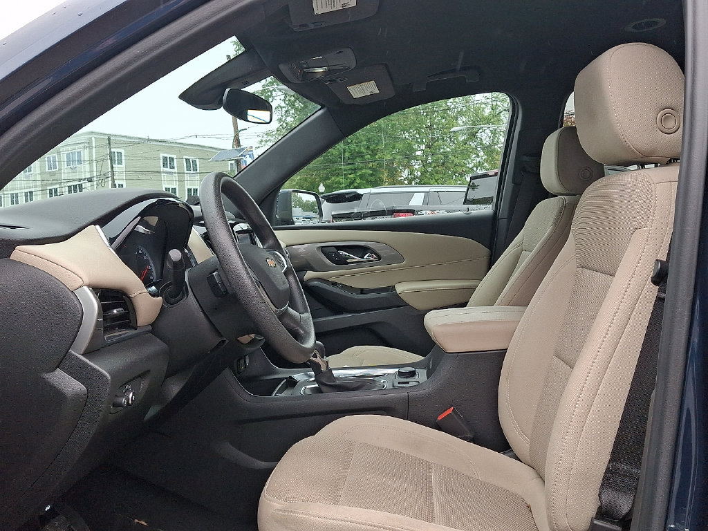 Used 2023 Chevrolet Traverse LS w/ Safety Package AWD/4WD image 14