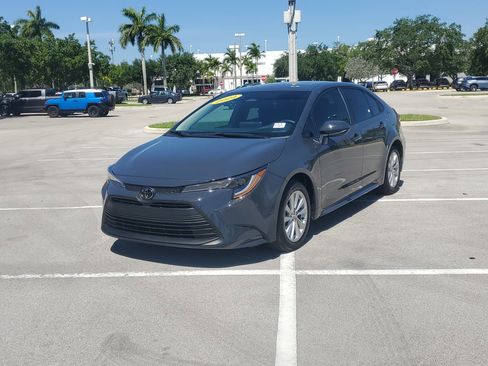 Certified 2024 Toyota Corolla LE w/ LE Convenience Package FWD image 7