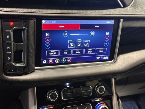 Used 2021 GMC Yukon Denali w/ Denali Ultimate Package image 13