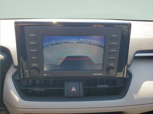 Certified 2022 Toyota RAV4 XLE w/ Convenience Package AWD/4WD image 18