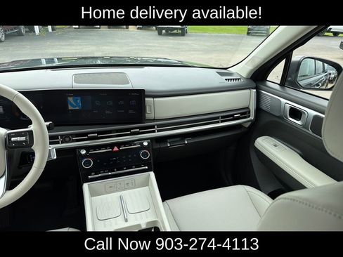 Used 2026 Hyundai Santa Fe SEL FWD image 13