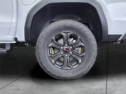 New 2025 GMC Canyon Elevation w/ Convenience Package image 26