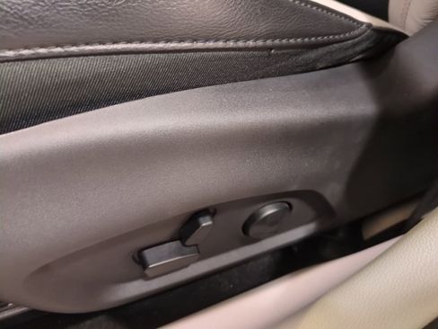 Used 2018 Jeep Compass Limited image 17