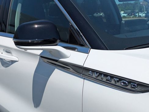 New 2026 Lincoln Aviator Reserve AWD/4WD image 12