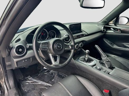Used 2020 MAZDA MX-5 Miata Grand Touring RWD image 9