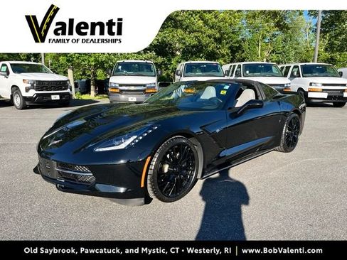 Used 2017 Chevrolet Corvette Stingray Coupe w/ 1LT RWD image 1