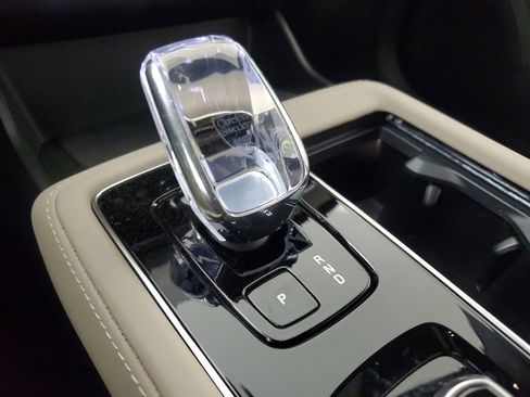 New 2026 Volvo XC90 T8 Ultra w/ Protection Package Premier AWD/4WD image 33