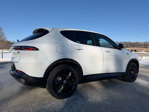 Used 2024 Dodge Hornet R/T image 6