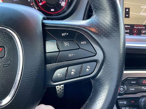 Used 2021 Dodge Challenger SXT w/ Plus Package image 18