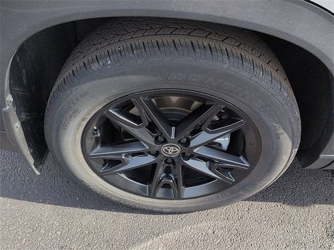 Used 2024 Toyota Grand Highlander Limited image 9