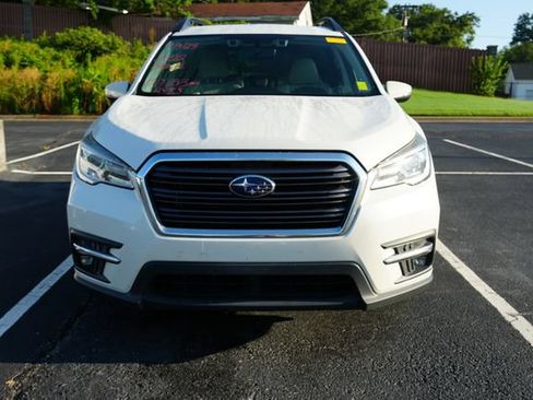 Used 2022 Subaru Ascent Limited AWD/4WD image 2