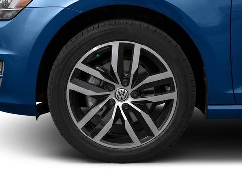 Used 2016 Volkswagen Golf S FWD image 11