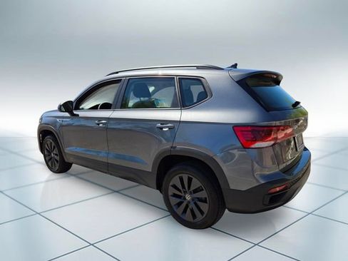 Used 2023 Volkswagen Taos S w/ Driver Assistance Package FWD image 8