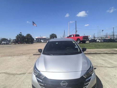 Used 2023 Nissan Versa S w/ Electronics Package image 1