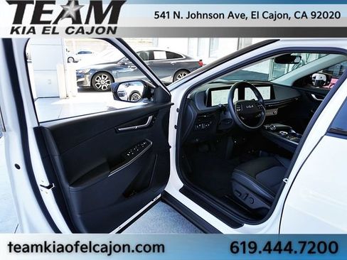 Certified 2024 Kia EV6 Light RWD image 37
