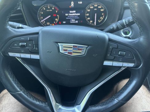 Used 2021 Cadillac XT6 Luxury AWD/4WD image 17