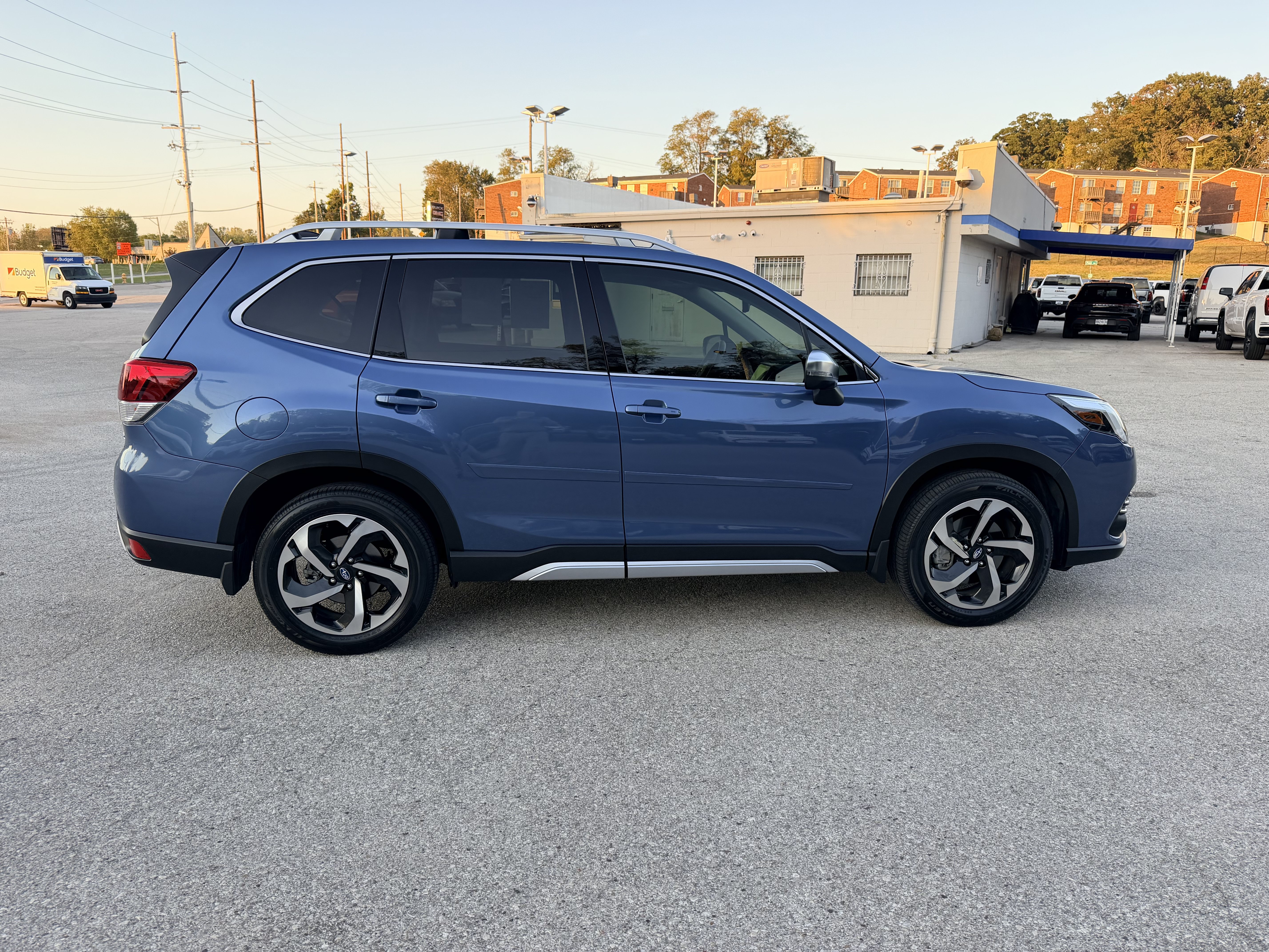 Used 2024 Subaru Forester Touring w/ Convenience Package AWD/4WD image 8