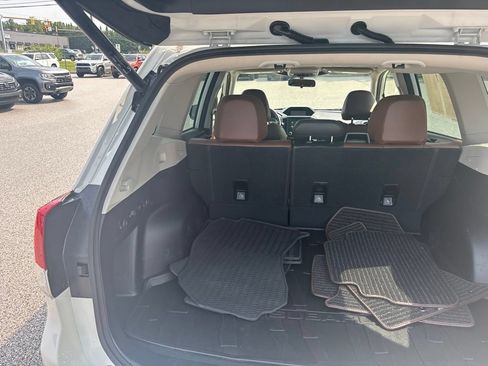 Used 2022 Subaru Forester Touring AWD/4WD image 8