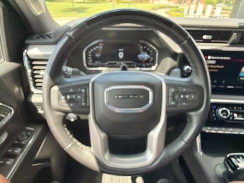 Used 2024 GMC Sierra 1500 Denali AWD/4WD image 17