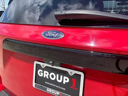 Used 2021 Ford Explorer ST w/ Equipment Group 401A AWD/4WD image 30