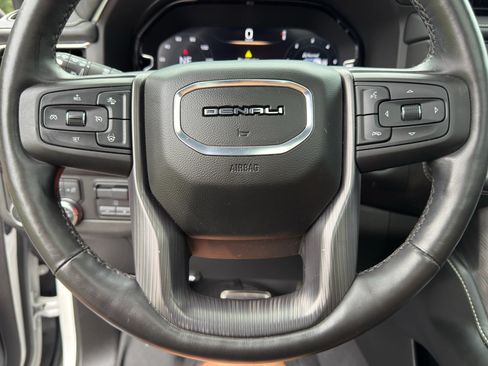 Used 2023 GMC Yukon Denali Ultimate w/ LPO, Floor Liner Package AWD/4WD image 25